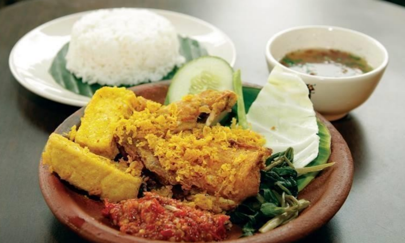 Nasi Ayam Penyet